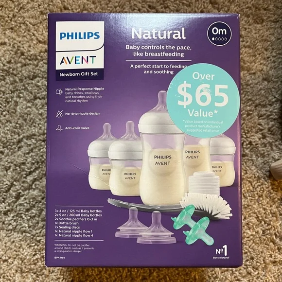 Philips Avent Newborn Gift Set - Natural Feeding w/ 2pk Soothie Pacifier - Picture 2 of 8